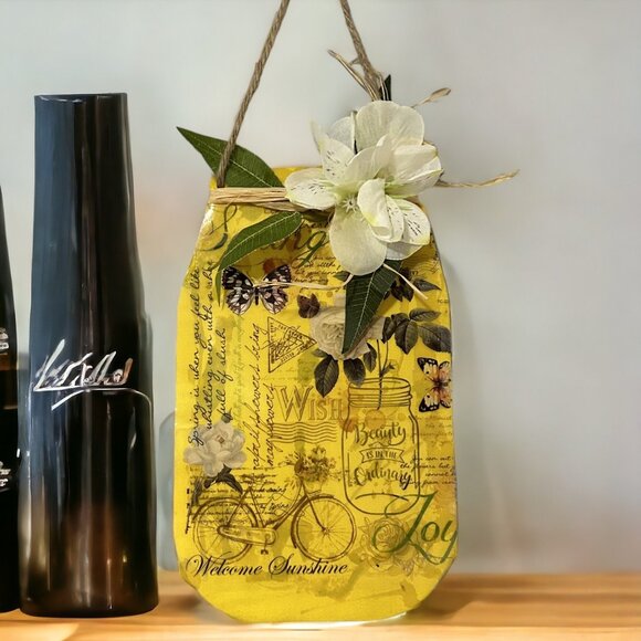 Mason Jar Hanging Wall Decor (White flowers with spring decor) - Picture 3 of 4